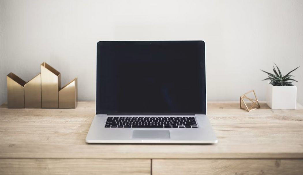 Sfaturi pentru alegerea unui laptop în 2025: de ce laptopurile HP sunt o opțiune de top - cugetliberro-1756215179.jpg