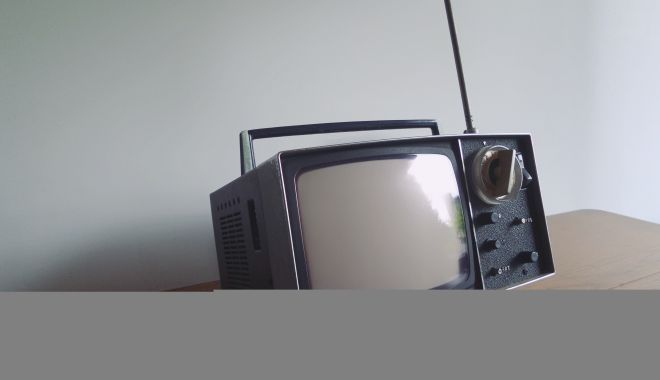 Cum să transformi sufrageria într-un cinema pentru acasă, cu ajutorul Sony - cugetlibersony-1580050241.jpg