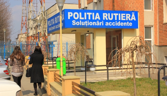 Culmea hoției! Un escroc i-a cerut victimei să aducă banii la sediul Poliției Rutiere - culmeahotiei-1485795561.jpg