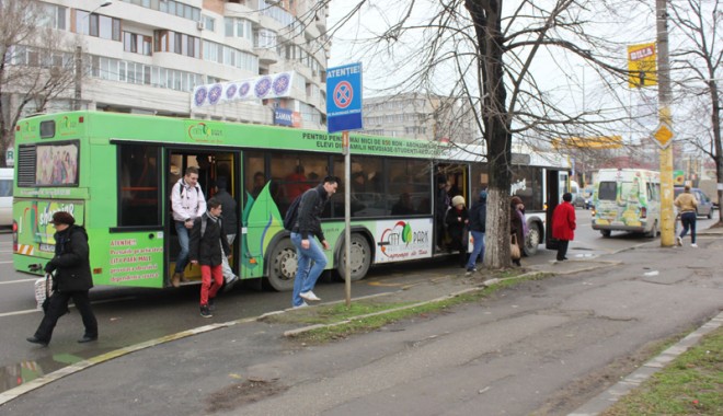 Cum circulă autobuzele RATC de Crăciun și de Revelion - cumcirculaautobuzele-1387482158.jpg