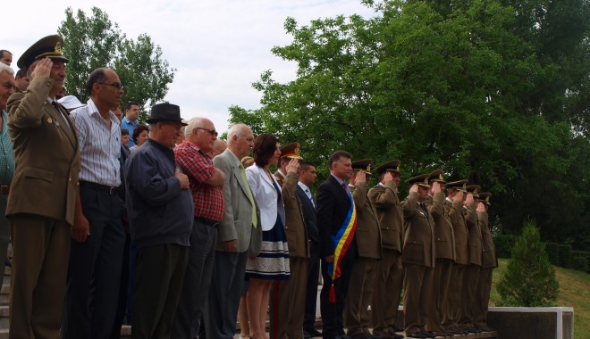 Cum își cinstesc medgidienii eroii - cumisicinstestmedgidienii-1401369973.jpg