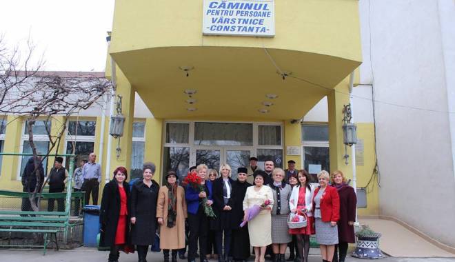 Femeile din PSD Constanța, vizită la Căminul pentru persoane Vârstnice - cumpana5335353137949033732919257-1425378625.jpg