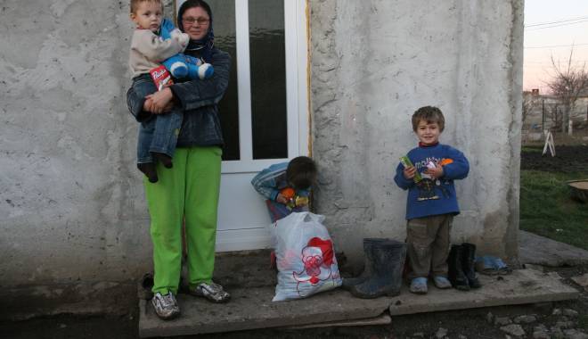 Cumpăna. 45 de familii primesc tichete de alimente - cumpanatichete-1420644602.jpg