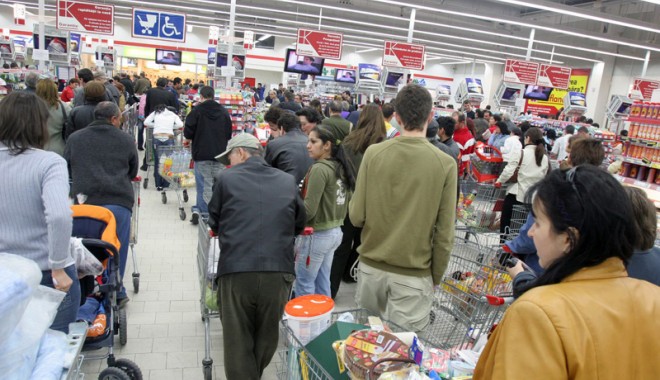 Pe ce se duc banii constănțenilor - cumparaturi1-1347479307.jpg