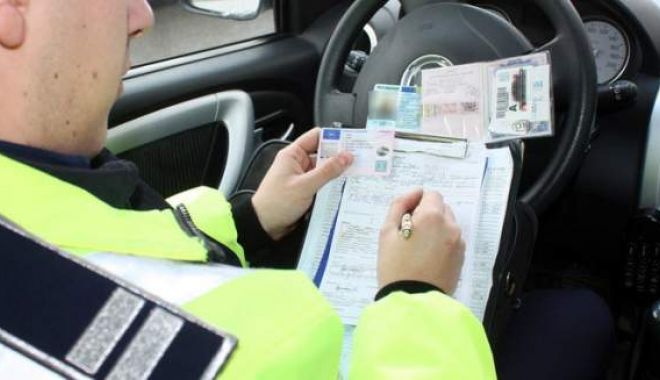 Proiect USR-PLUS: Conducătorii auto cu permis suspendat vor putea susţine testul oriunde în ţară - cumpermis-1618661729.jpg