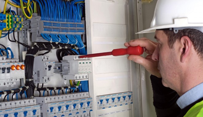 Cum îți poți schimba furnizorul de energie - cumpotisaschimbifurnizorul-1414075631.jpg