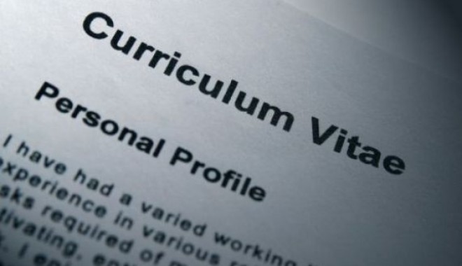 Cele mai amuzante perle din CV-uri - cumsatifacicvulcasaplecilasiguri-1387186864.jpg