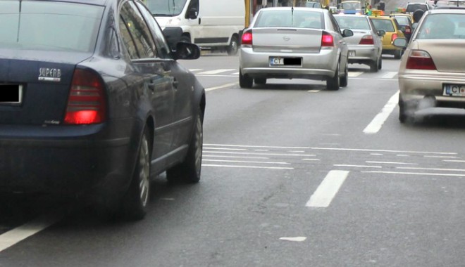 Cum scăpăm de poleiul de pe șosele - cumscapamdepolei-1386787612.jpg