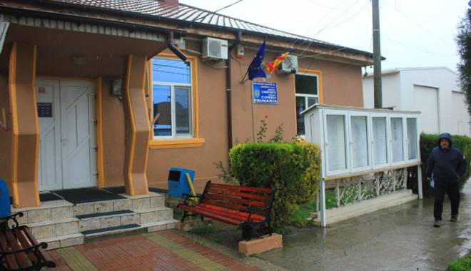 Cum se pot plăti taxele și impozitele mai ușor în comuna Corbu - cumsepotplatiprimariacorbu2-1457114221.jpg