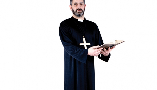 Fază tare în biserică! - cumstiepopacinecrede-1462882063.jpg