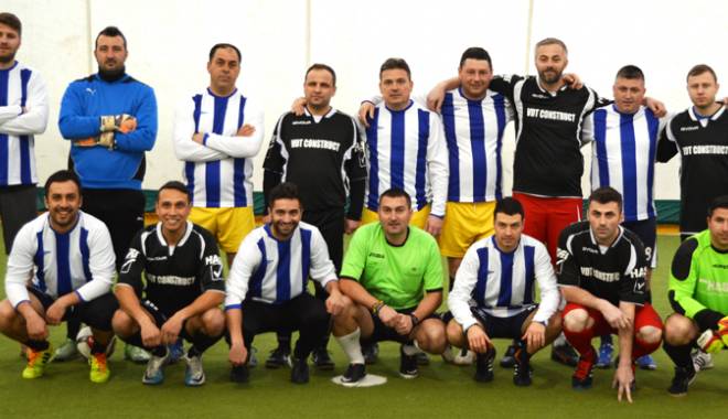 Cupa Firmelor la minifotbal a ajuns în faza semifinalelor - cupa-1458243201.jpg