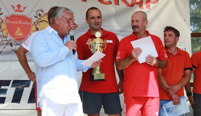 Club Crap Corbu a învins campionii mondiali la Cupa Rig la Crap - cupariglacrap2-1378054085.jpg