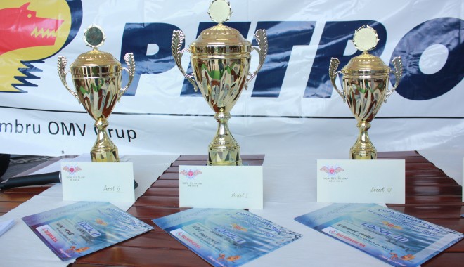 Club Crap Corbu a învins campionii mondiali la Cupa Rig la Crap - cupariglacrap4-1378054099.jpg