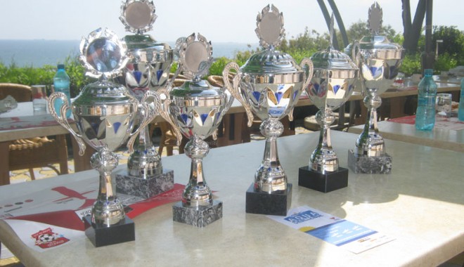 Maraton de înot la Mamaia - invitație la Aqua Challenge - cupeinot-1343768498.jpg