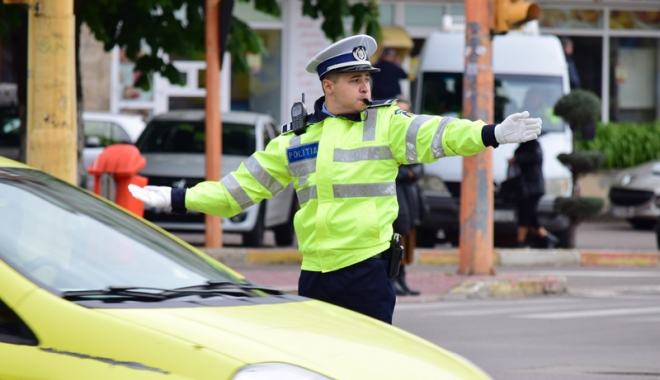 Incoștiență criminală!  Și beți, și fără permis, pe străzile din Constanța - curajmorbid-1495813640.jpg