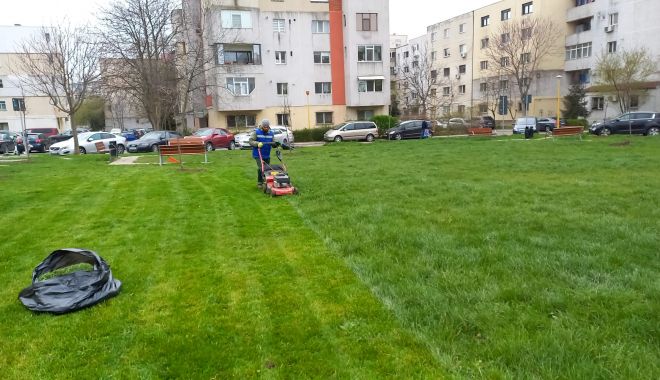 A început curățenia de primăvară în cartierele constănțene - curatenie-6-1680869943.jpeg