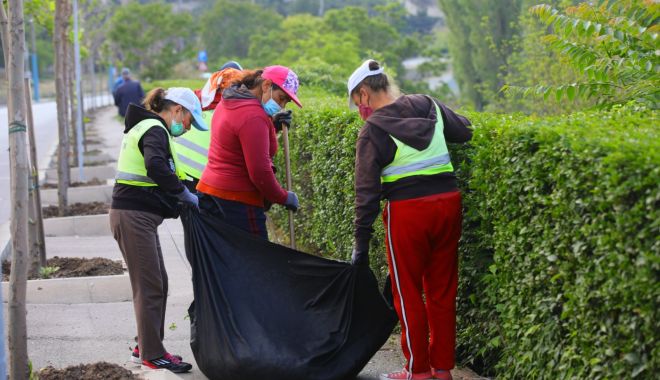 Curățenia, o prioritate pentru autoritățile din Constnța - curatenie3-1591282596.jpg