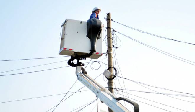 Mai multe localități din județ, fără curent electric - curent-1424012086.jpg