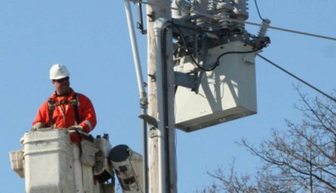 Localitățile Viroaga și Cerchezu, fără curent electric - curent-1428416760.jpg
