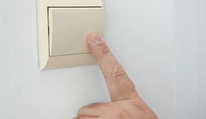Atenție, se oprește curentul electric, la Constanța! - curent-1443549236.jpg