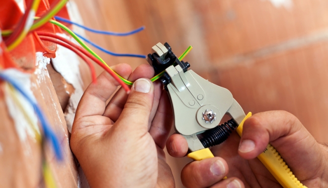 Mai multe străzi din Constanța, fără curent electric - curent-1467820280.jpg
