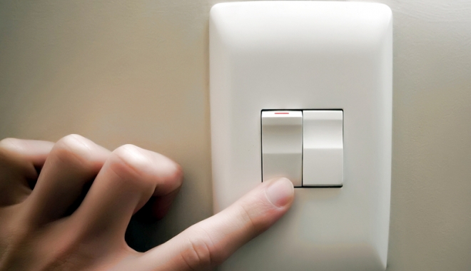 Atenție, se oprește curentul electric! - curent-1478102036.jpg