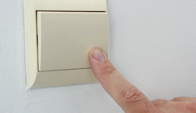 Atenție, se oprește curentul electric, la Constanța! - curent-1491835670.jpg