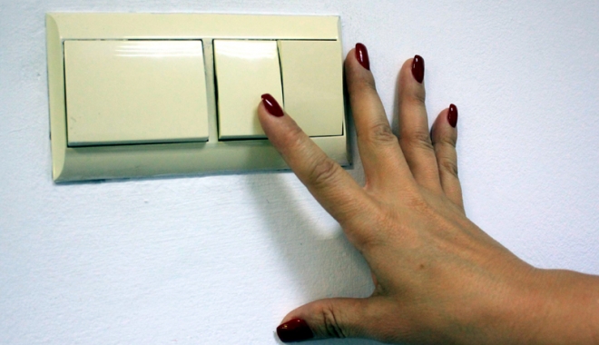 Cartierul Baba Novac, fără curent electric - curent-1494953312.jpg