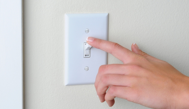 Zona peninsulară, fără curent electric - curent-1495729382.jpg