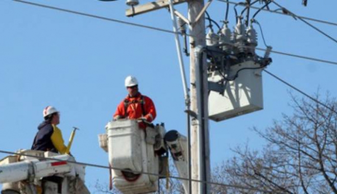 Mai multe străzi din Constanța, fără curent electric - curent-1498997006.jpg