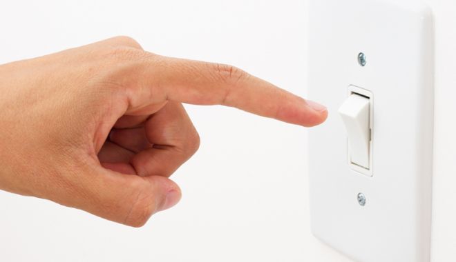 Cartierul Km 5 din Constanța, fără curent electric - curent-1521471137.jpg