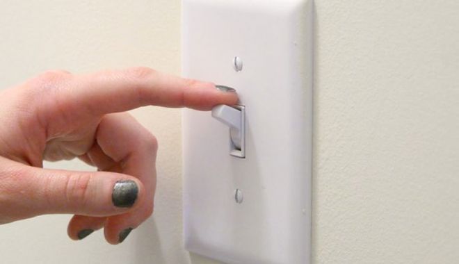 Atenție, se oprește curentul electric  la Constanța! - curent-1529848907.jpg