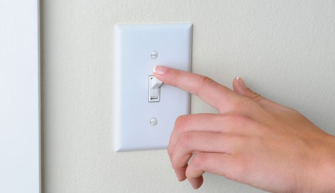 Mai multe localități din județ, fără curent electric - curent-1566239021.jpg