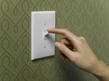 Atenție, se oprește curentul electric! - curent-1570384828.jpg
