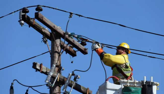 Mai multe blocuri din Constanța, fără curent electric - curent-1572902802.jpg
