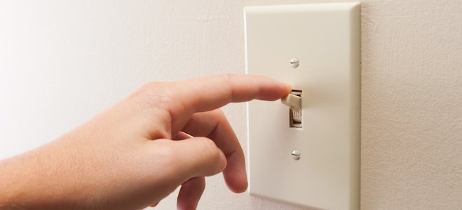 Mai multe zone din Constanța, fără curent electric - curent-1581529176.jpg