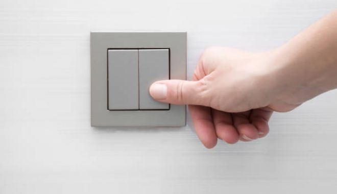 O parte din orașul Cernavodă, fără curent electric - curent-1597160168.jpg