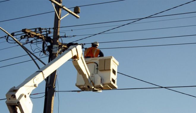 Mai multe zone din Constanţa, fără curent electric - curent-1602095732.jpg