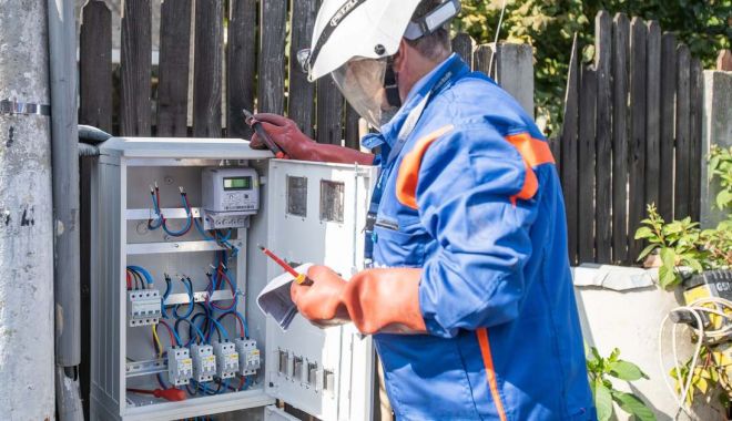 Mai multe localităţi din judeţ, fără curent electric - curent-1648752897.jpg