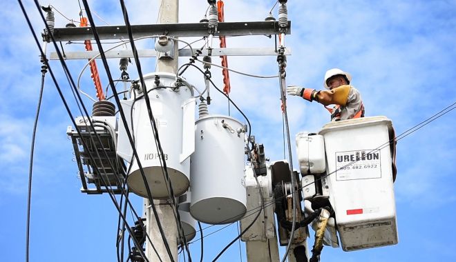 Zeci de străzi fără curent electric, la început de săptămână - curent-1676825437.jpg