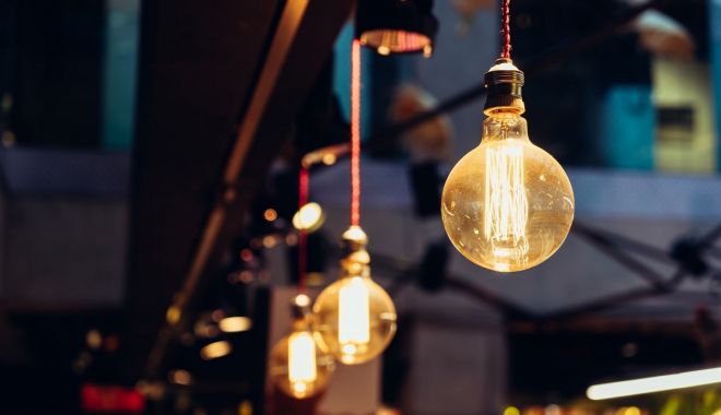 Ce zone rămân luni, 10 aprilie, fără curent electric - curent-1681037279.jpg