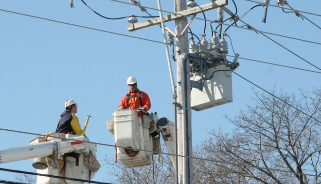 Zone care rămân, joi, fără curent electric - curent-1686764642.jpg
