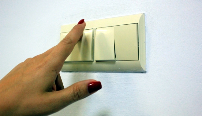 Zona Casa de Cultură din Constanța,  fără curent electric - curentelectricintrerupator7-1493138312.jpg