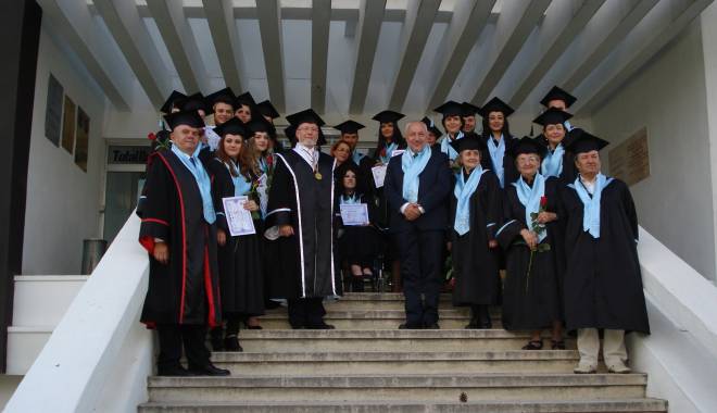 Curs festiv la Universitatea 