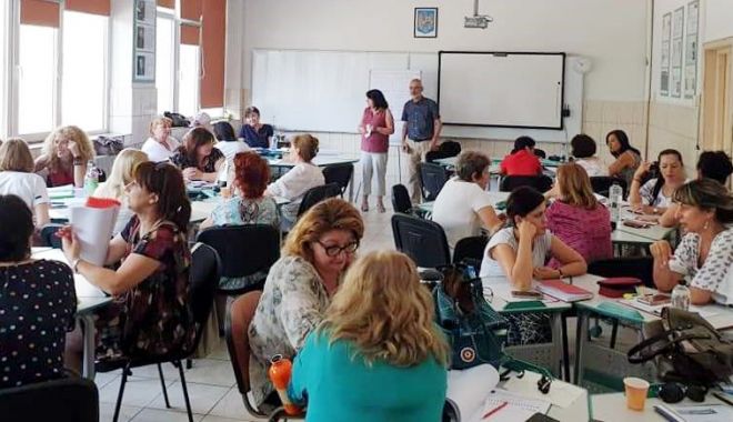 Cursuri de dezvoltare profesională pentru cadrele didactice din Constanța - cursurideformare1-1563203548.jpg