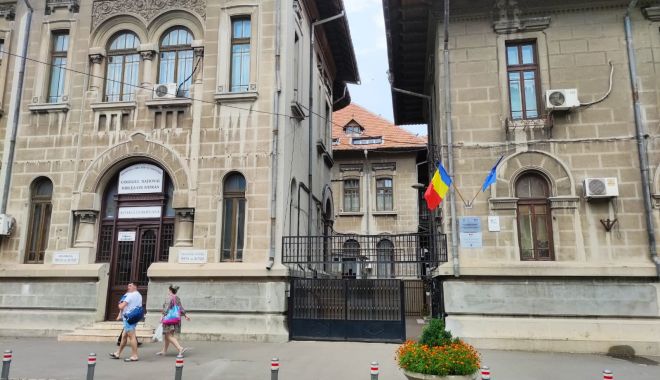 Trei clase ale Colegiului „Mircea cel Bătrân” trecute online - cursurionline-1641722657.jpg