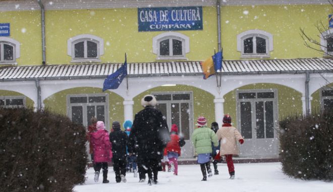 Cursurile școlilor sunt suspendate, astăzi, în tot județul Constanța - cursurisuspendate-1519568389.jpg