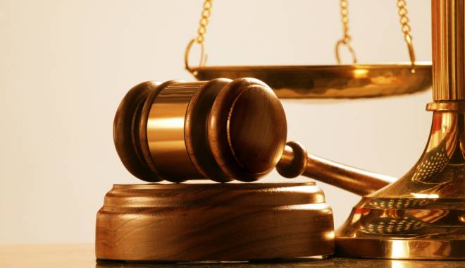 ÎCCJ a respins plângerea Asociației 21 Decembrie împotriva clasării dosarului Revoluției - curte-1453534616.jpg