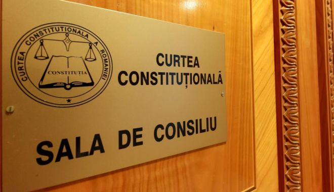 CCR: Interzicerea cumulării pensiei cu salariul la stat este neconstituțională - curteaconstitutionalainterzicere-1700066136.jpg