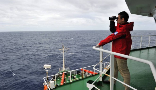 Dispariția zborului MH370: Semnal similar cu cel al unei cutii negre, detectat în sudul Oceanului Indian - cutareavion-1396783413.jpg